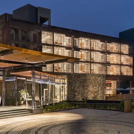 Radisson Resort And Spa Lonavala Kültér fotó Radisson Hotel, Kathmandu